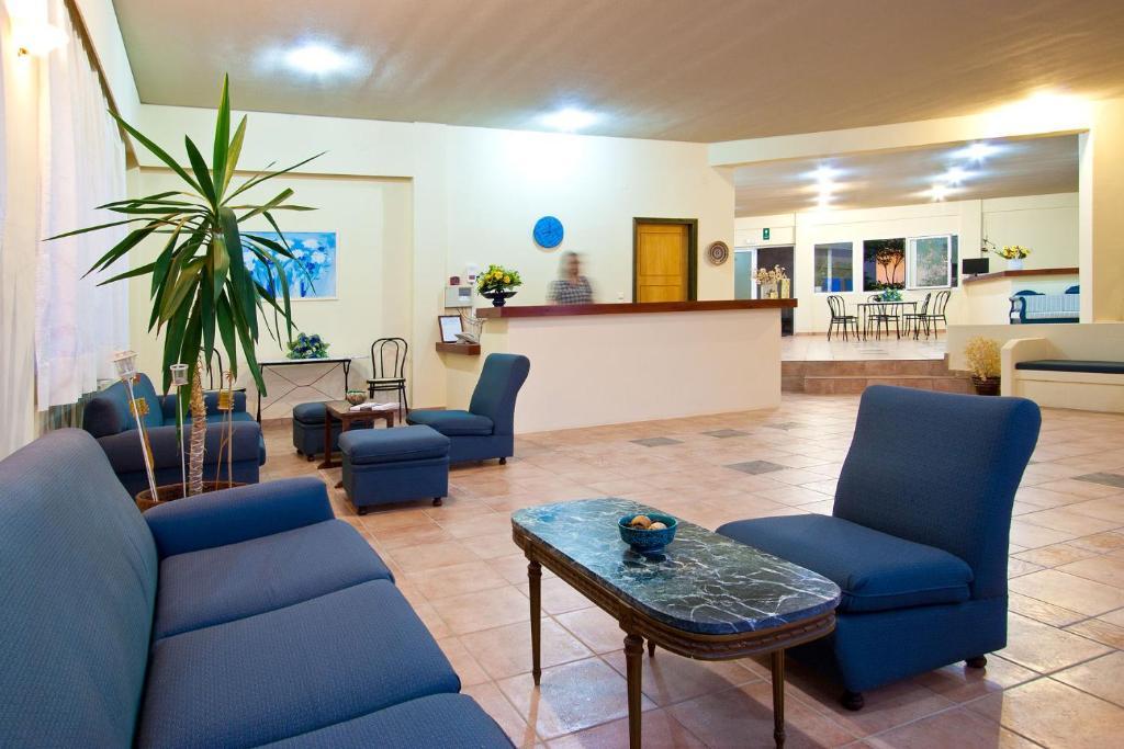 Anthemis Aparthotel Stavrós Rum bild