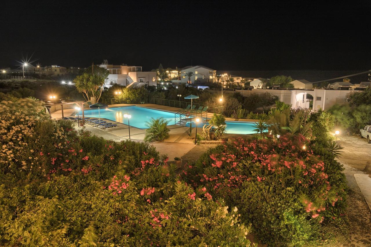 Anthemis Aparthotel Stavrós Exteriör bild